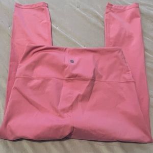 Pink cropped leggings